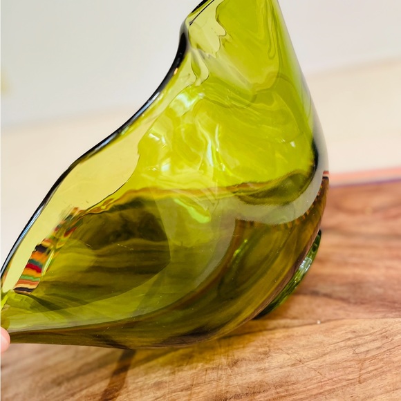 Vtg Avocado Green Tulip Rim Glass Bowl - Picture 6 of 9